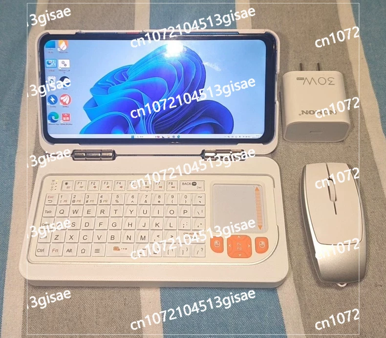 جهاز كمبيوتر محمول بشاشة 6 بوص - مراجعة Gaming Console Handheld وسعره